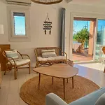 Le Mazet Au Lavandou *